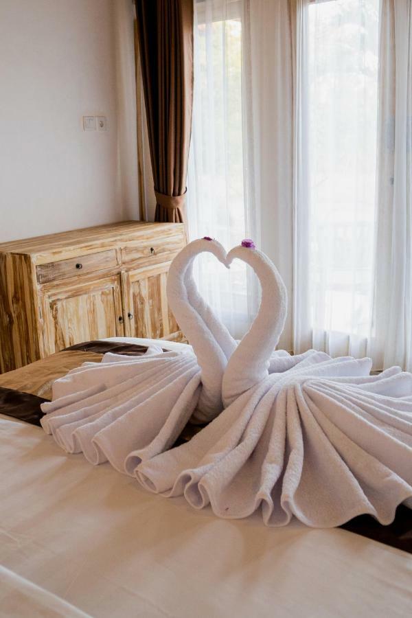 Toyapakeh Kayu Kuning Cottage מראה חיצוני תמונה