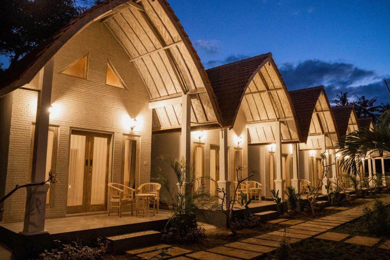 Toyapakeh Kayu Kuning Cottage מראה חיצוני תמונה